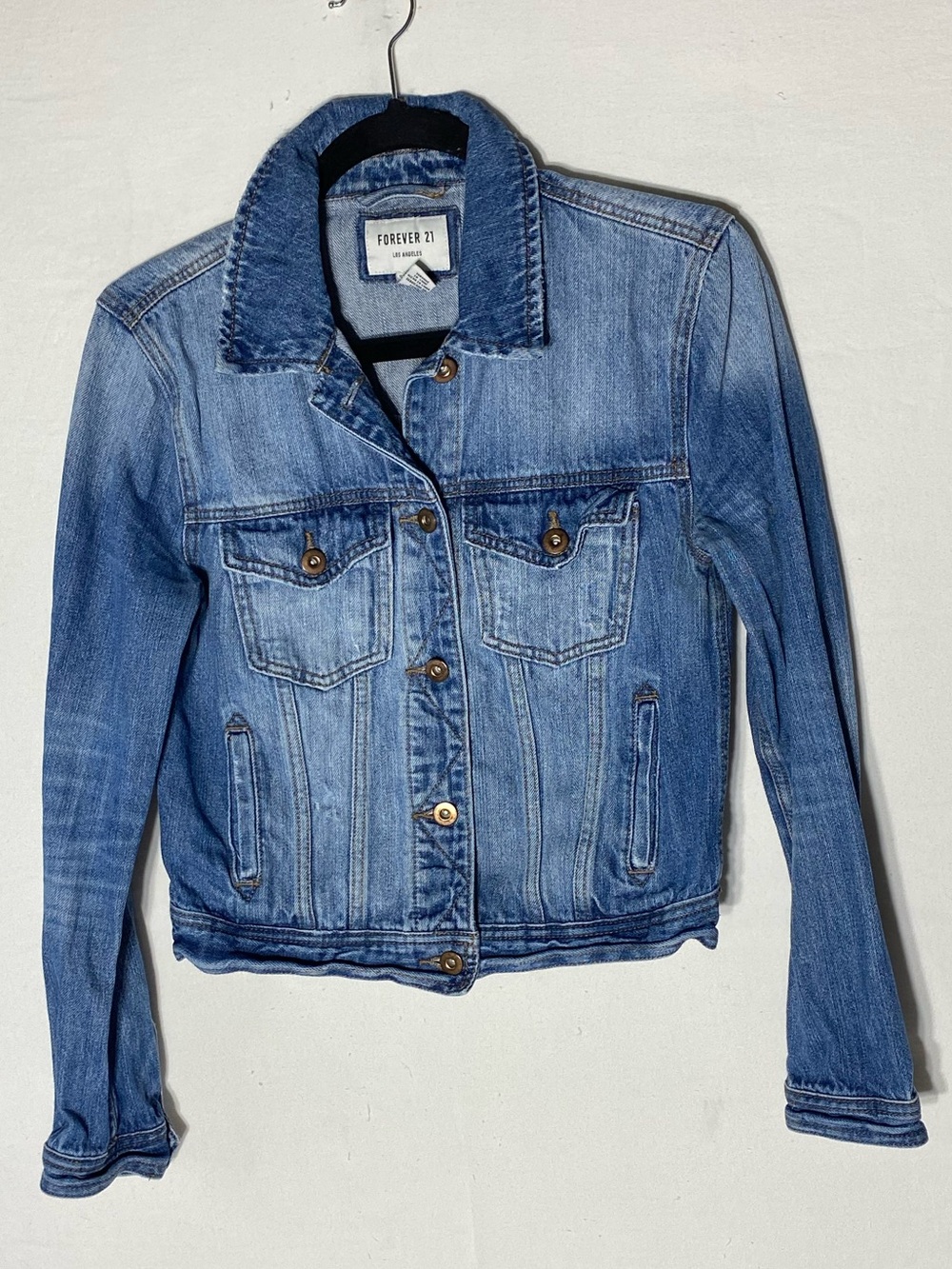 Forever 21 Medium Wash 100% Cotton Cropped Denim Trucker Jacket M